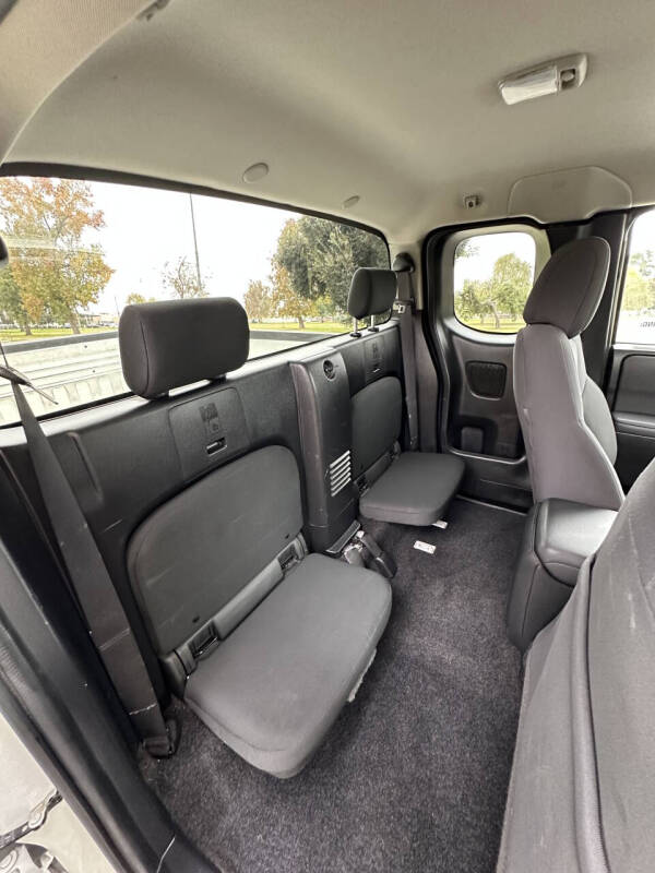 2023 Nissan Frontier