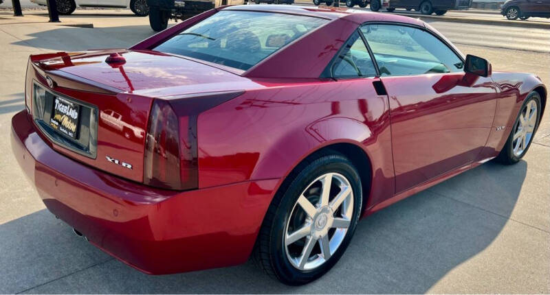 2004 Cadillac XLR