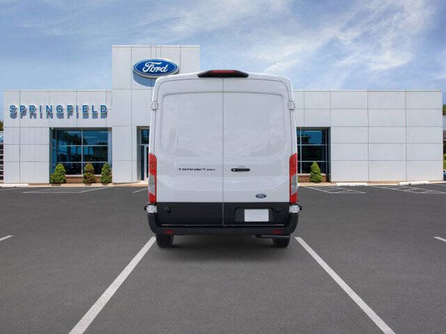 2026 Ford Transit 250
