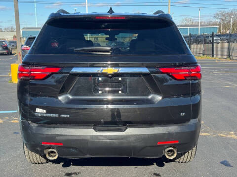 2023 Chevrolet Traverse LT Cloth