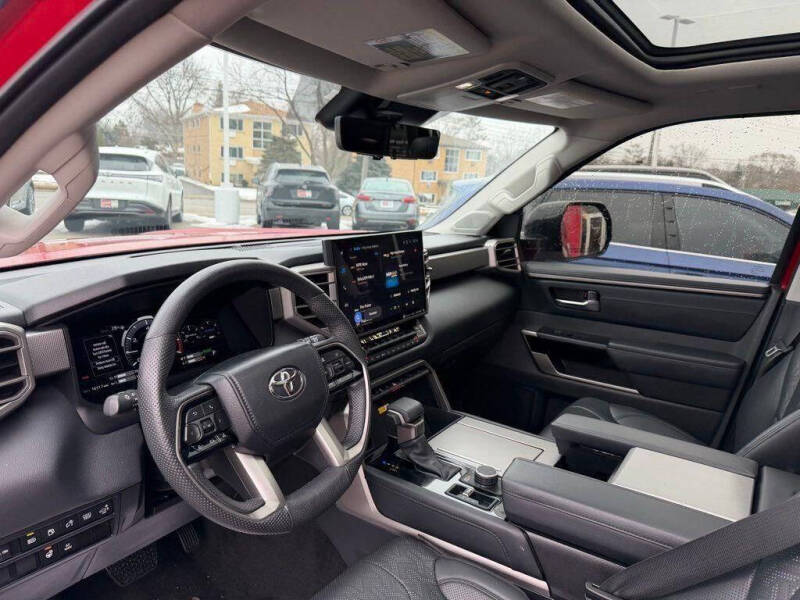 2024 Toyota Sequoia Platinum