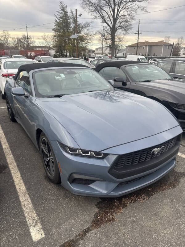 2025 Ford Mustang EcoBoost Premium