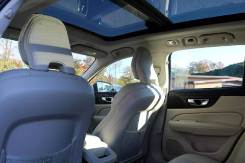 2020 Volvo V60 T5 Momentum