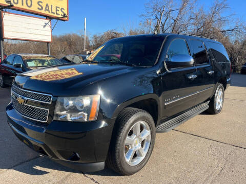 2014 Chevrolet Suburban for sale at Town and Country Auto Sales in Jefferson City MO