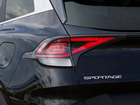 2025 Kia Sportage Hybrid LX