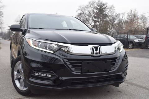 2021 Honda HR-V for sale at QUEST AUTO GROUP LLC in Redford MI
