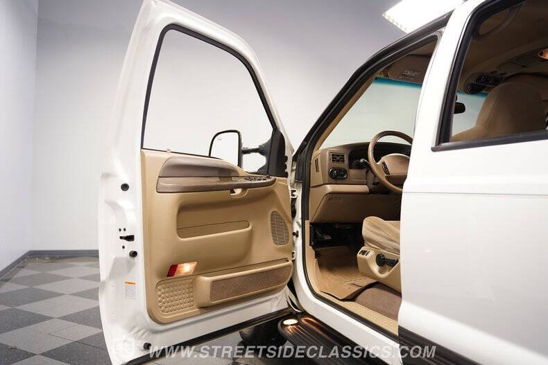 2002 Ford Excursion XLT