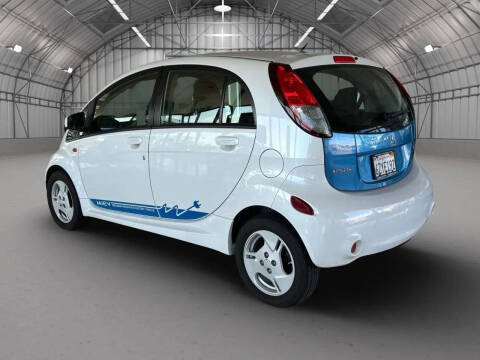 2012 Mitsubishi i-MiEV
