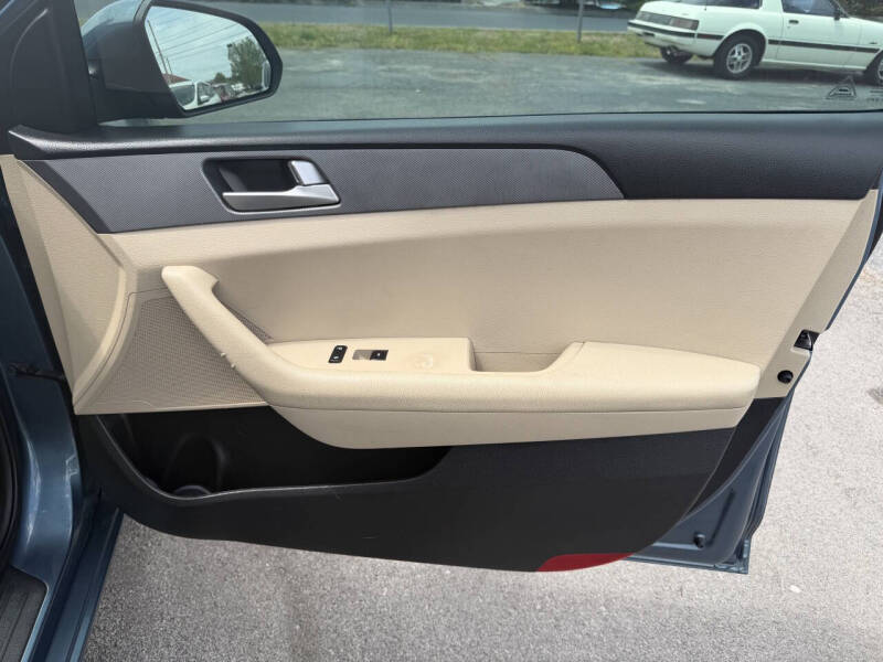 2017 Hyundai Sonata SE