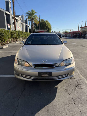 2000 Lexus ES 300