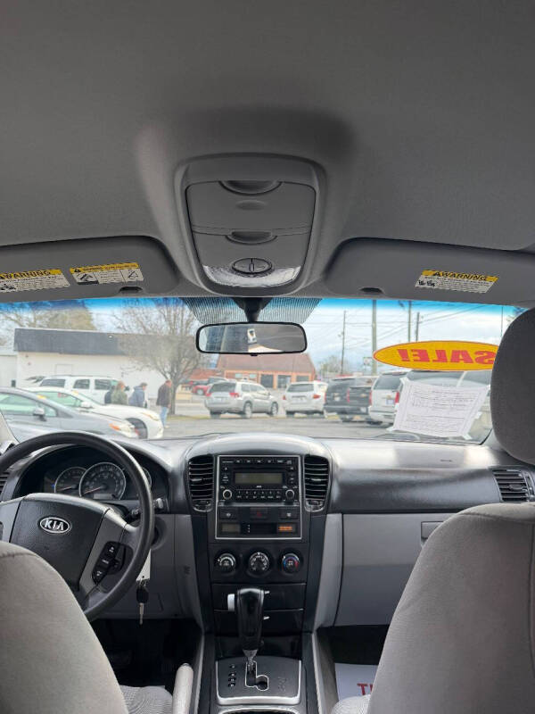 2009 Kia Sorento LX