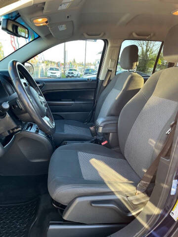 2012 Jeep Compass Latitude