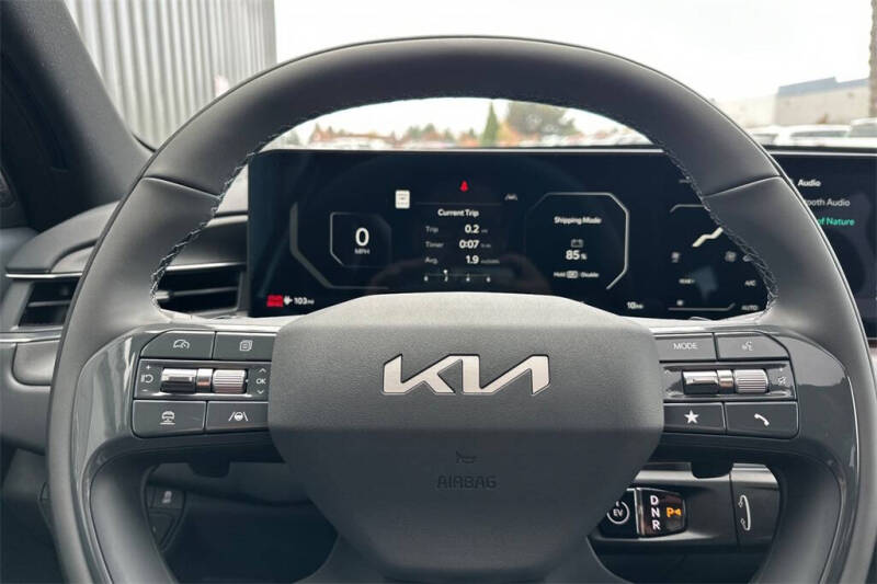 2026 Kia EV9 Land