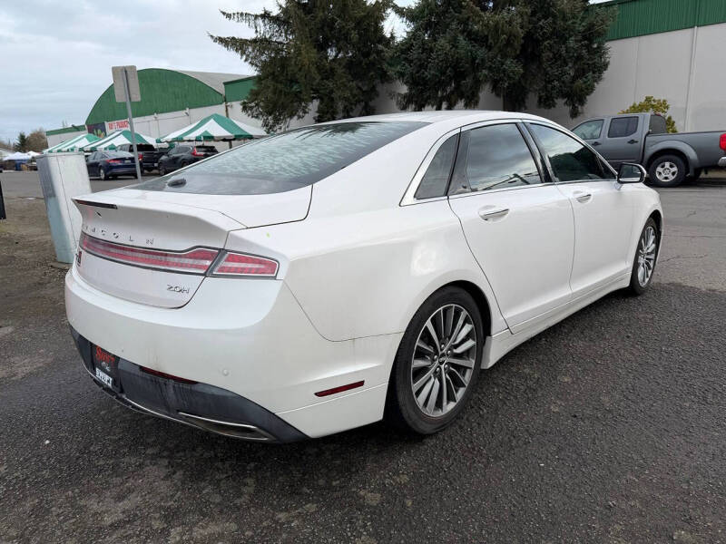 2017 Lincoln MKZ Hybrid Premiere