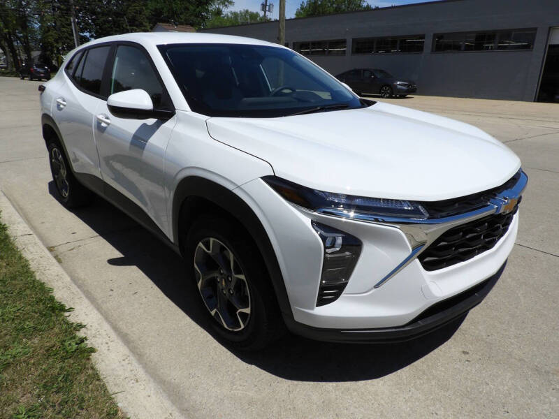 2025 Chevrolet Trax LS