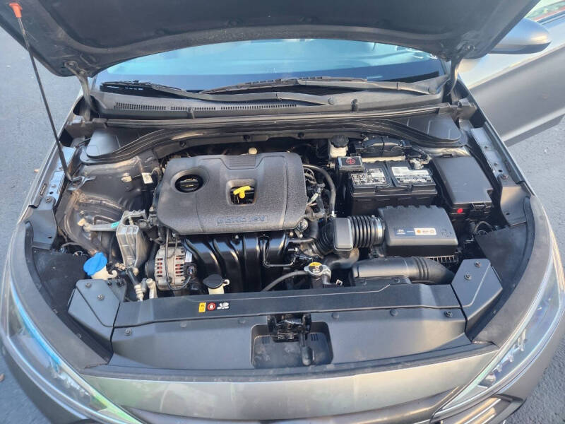 2019 Hyundai Elantra SEL