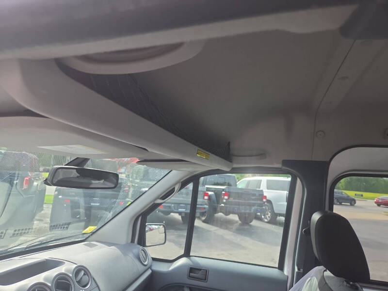 2011 Ford Transit Connect XLT Premium