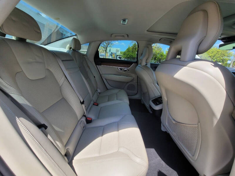 2017 Volvo S90 T5 Inscription