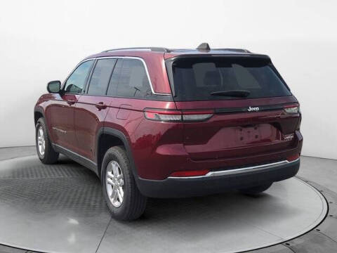 2024 Jeep Grand Cherokee Laredo