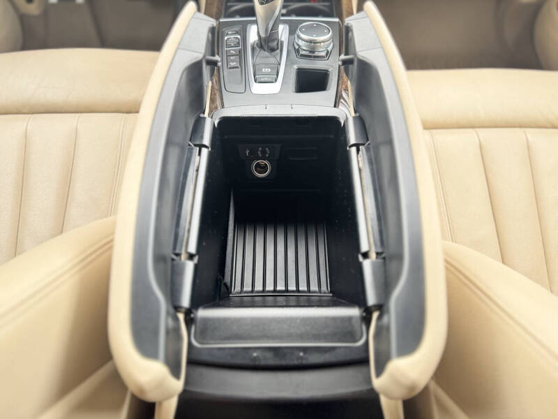 2015 BMW X5 xDrive50i