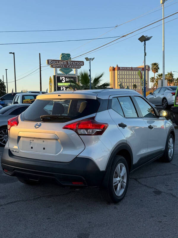 2018 Nissan Kicks S