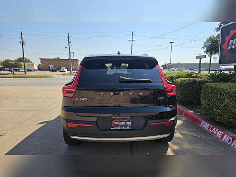 2019 Volvo XC40 T5 Momentum