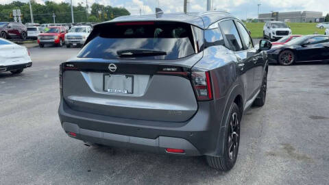 2025 Nissan Kicks SV