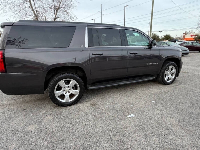 2015 Chevrolet Suburban LT