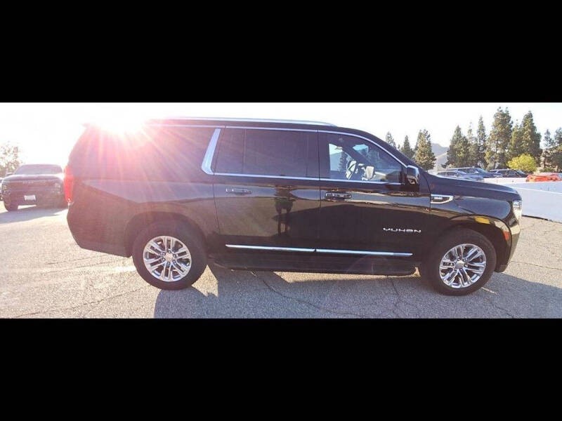 2023 GMC Yukon XL SLT