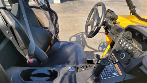 2015 Can-Am Commander