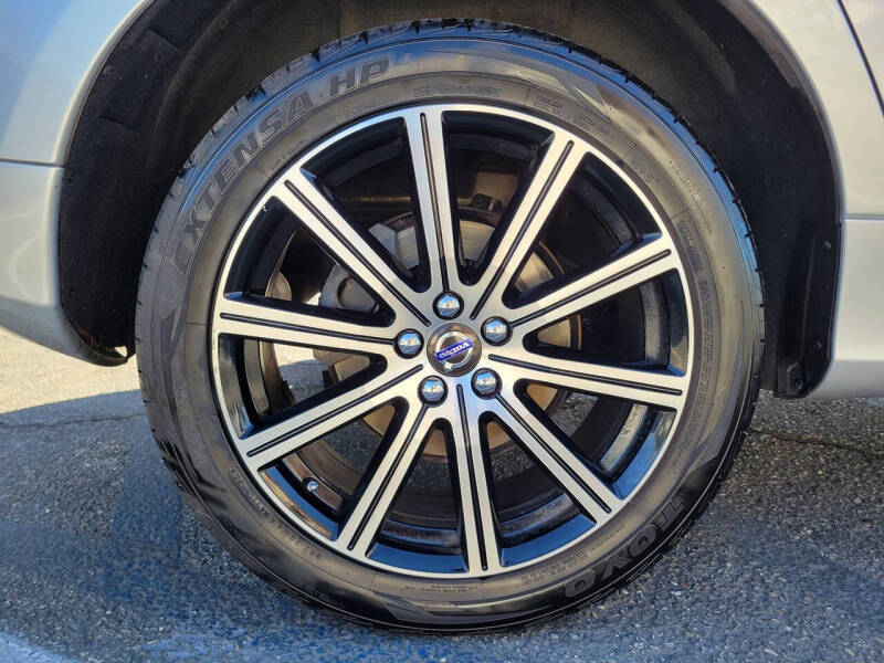 2015 Volvo XC60 T5 Drive-E Premier