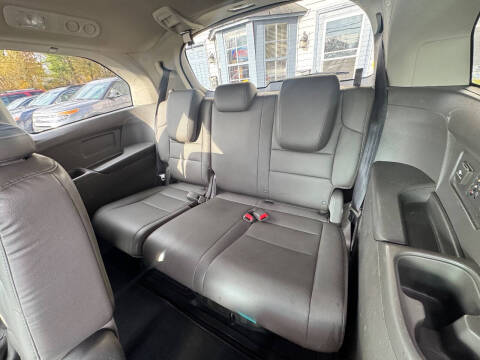 2012 Honda Odyssey EX-L w/DVD
