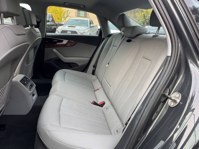 2021 Audi A4 quattro Premium 40 TFSI