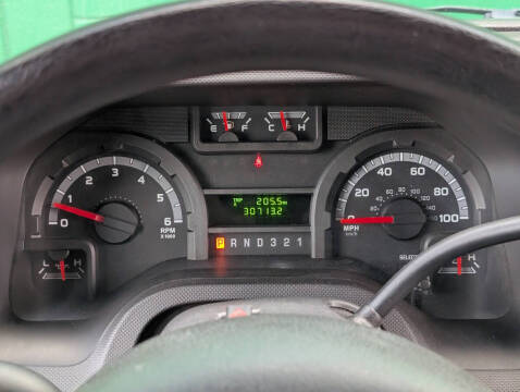 2013 Ford E-Series E-450 SD