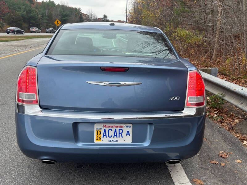 2011 Chrysler 300 Limited
