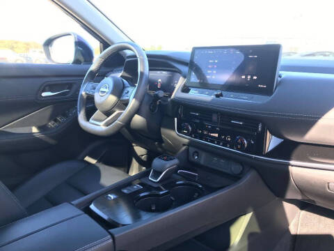 2024 Nissan Rogue SL