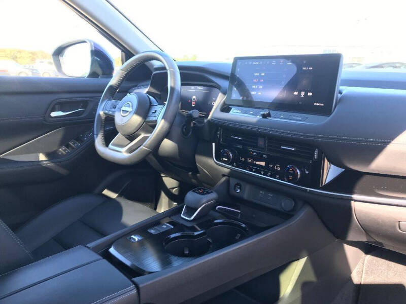 2024 Nissan Rogue SL