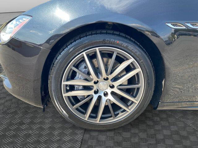 2015 Maserati Ghibli