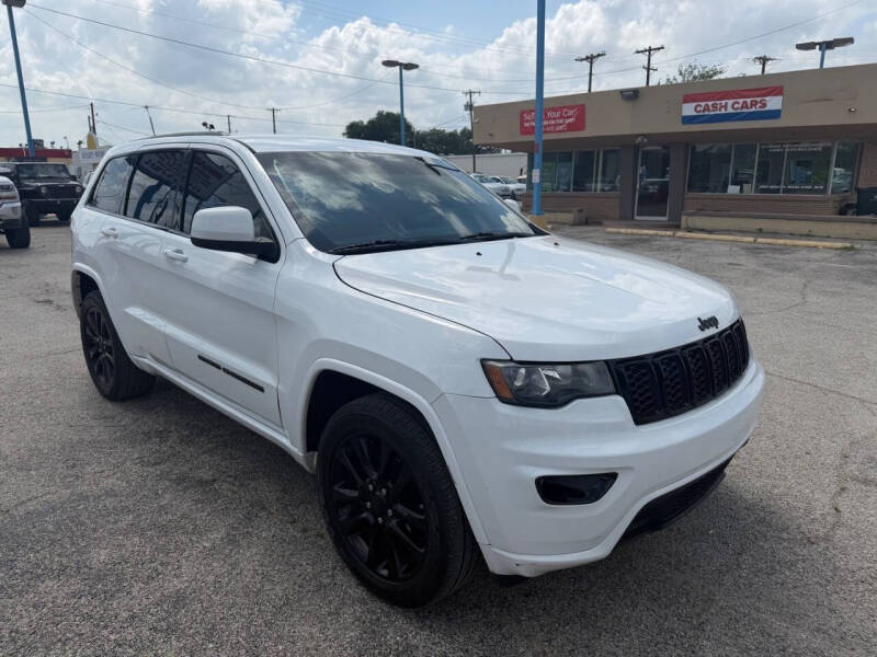 2017 Jeep Grand Cherokee Altitude