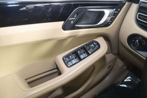 2020 Porsche Macan