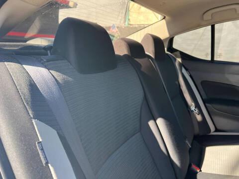 2021 Nissan Versa SV