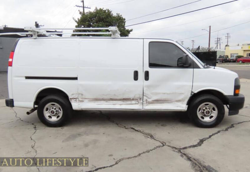 2023 GMC Savana 2500