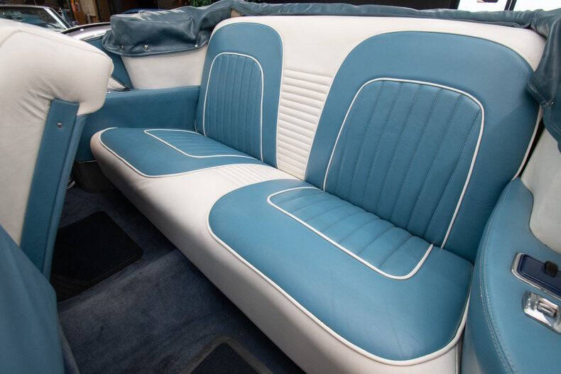 1954 Oldsmobile Starfire