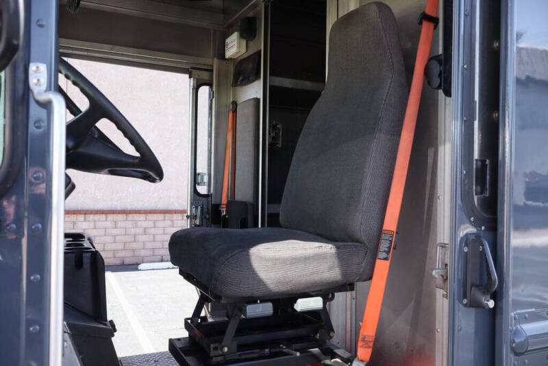 2020 Freightliner MT45 Chassis