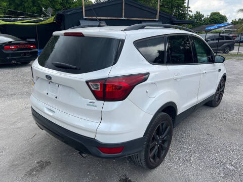 2019 Ford Escape SE