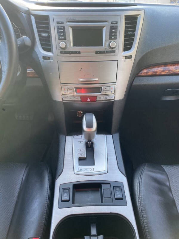 2012 Subaru Outback 2.5i Limited