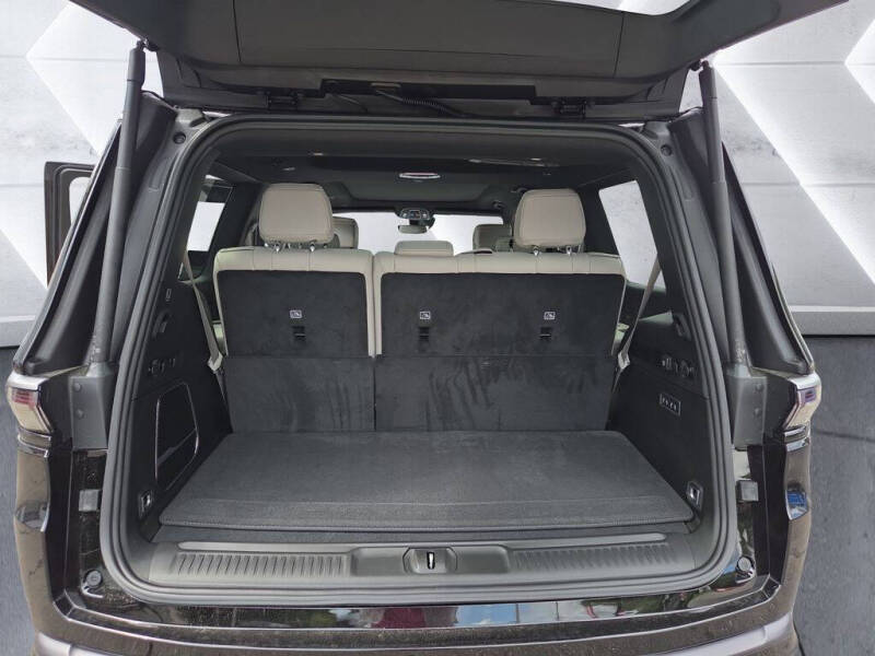 2026 Jeep Grand Wagoneer