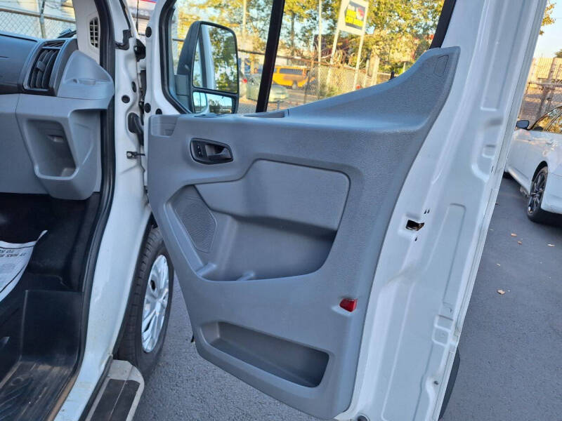2017 Ford Transit 250