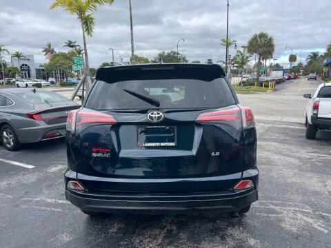 2018 Toyota RAV4 LE