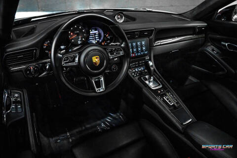 2017 Porsche 911 Carrera 4S